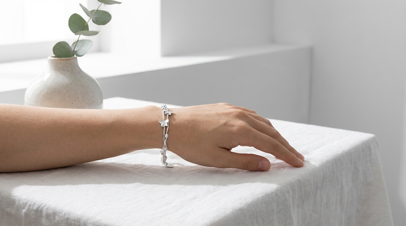 La pulsera de mujer CheersLife de plata 925 con mariposas baja a 4,99€